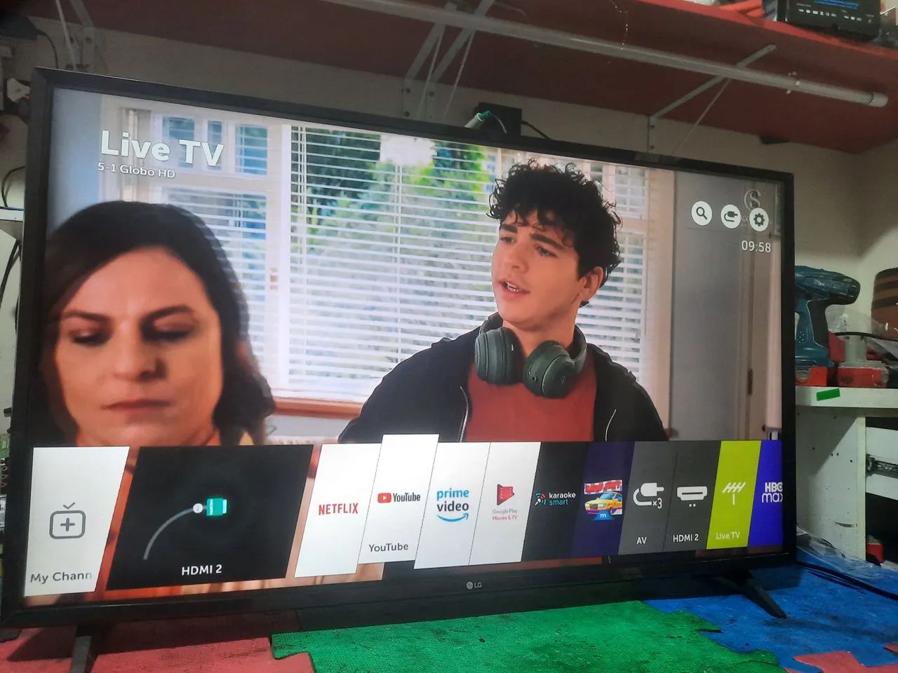 TV LG 43 polegadas Smart - Foto 2