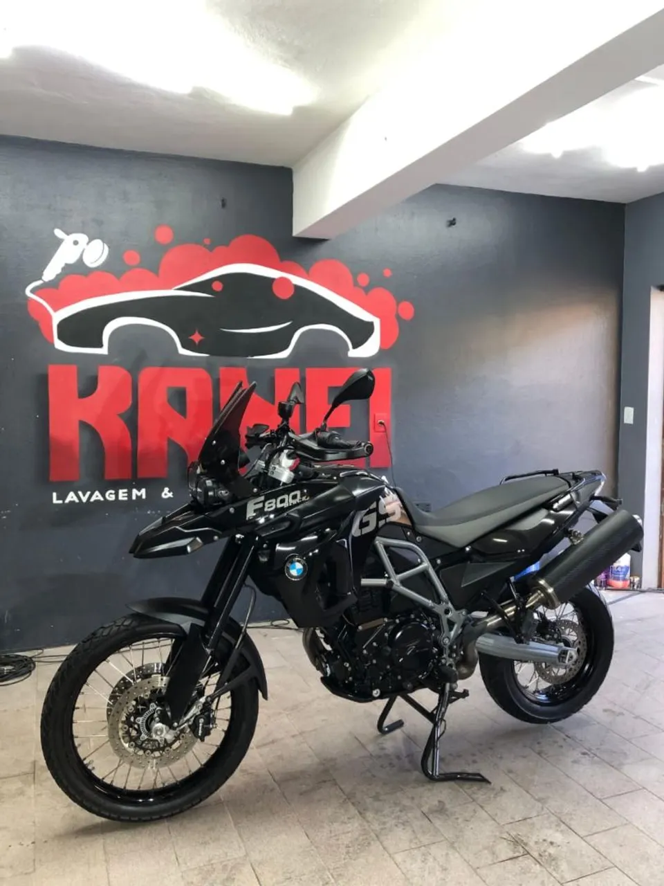 GS800 Black - 18.000 Km Zerada