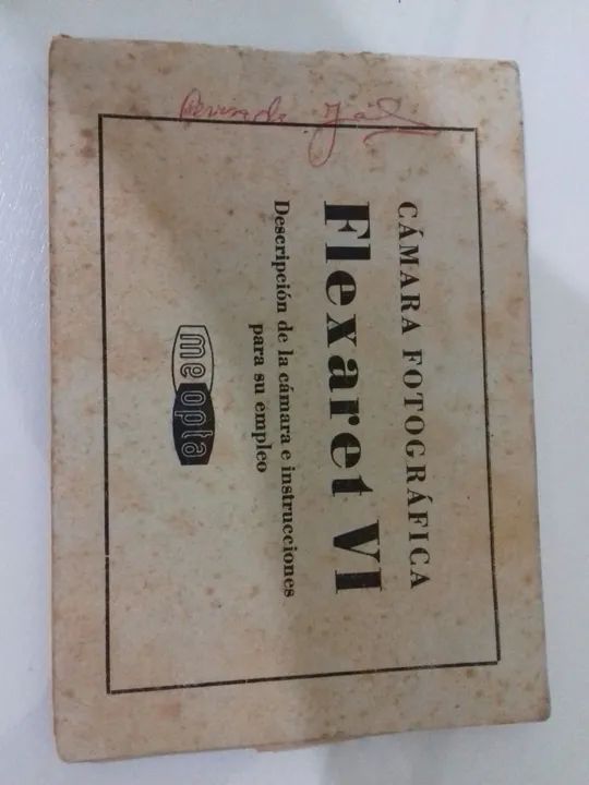 Manual camera flexaret