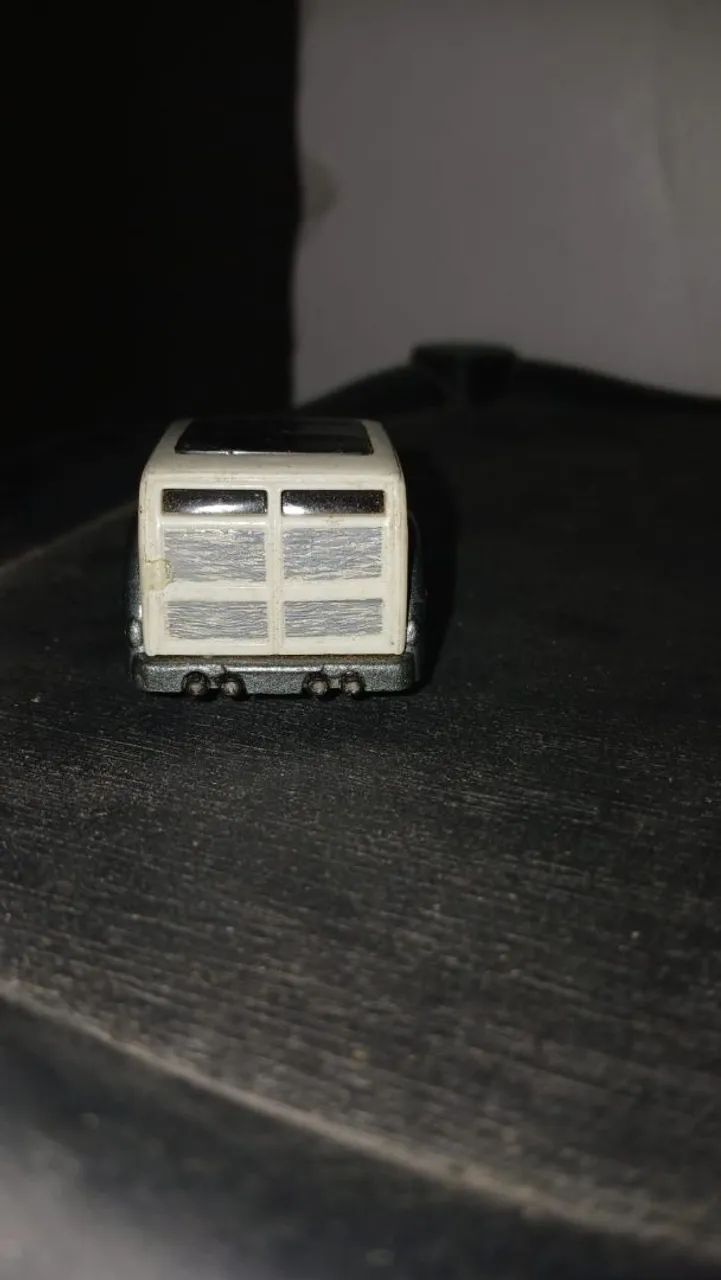 Carrinho Hot Wheels - Woody escala 1/64 ano 2005 - Foto 2