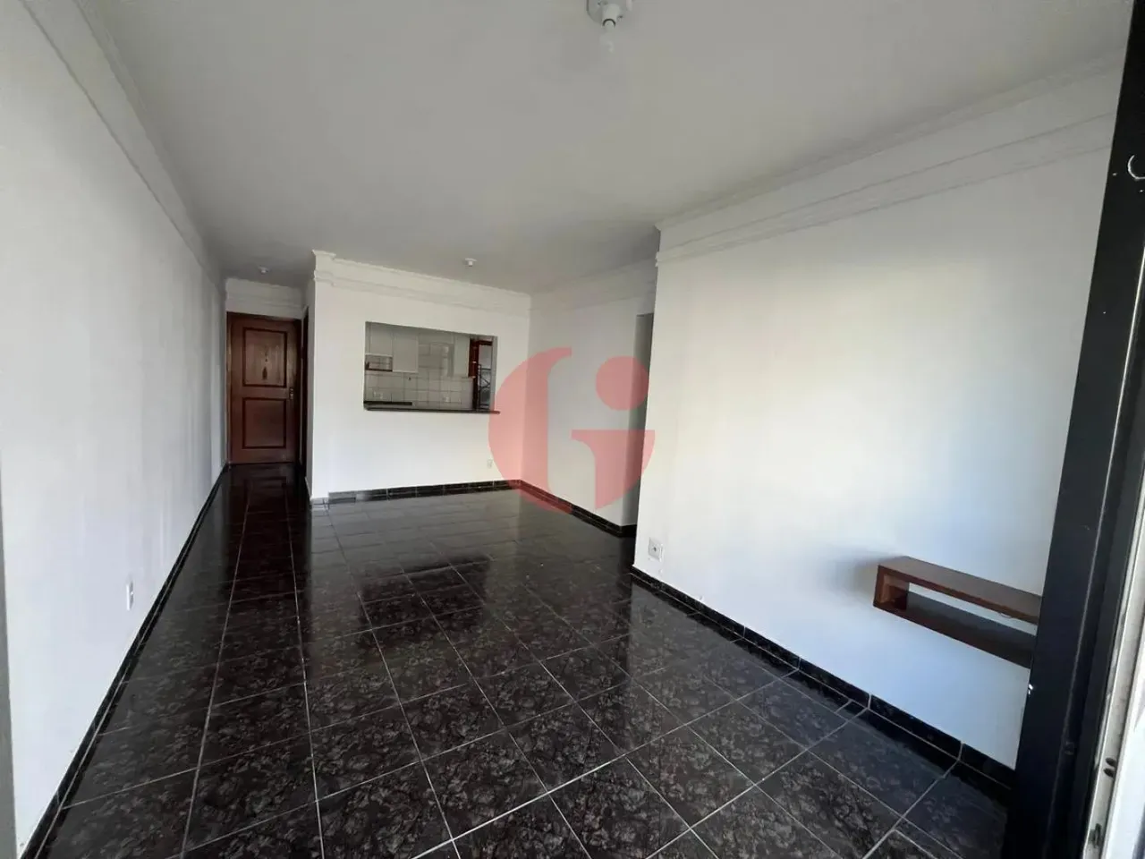 Apartamento para locação com 03 quartos e 2 vagas de garagem com 90m²- No bairro Vila Ema