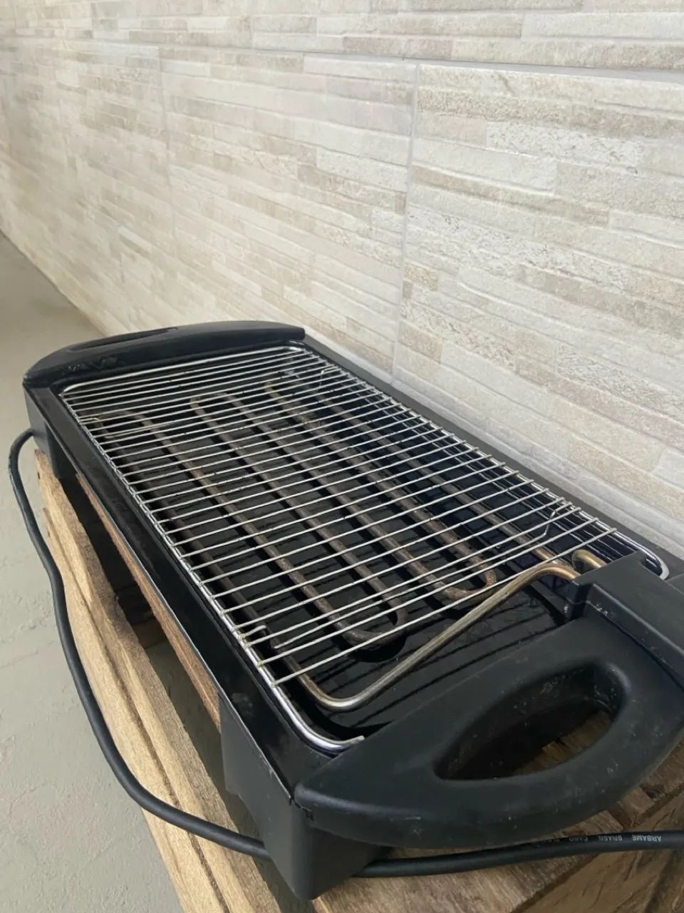 Churrasqueira Elétrica Portátil - Prática e Eficiente! - Foto 4