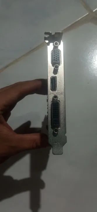 Placa de Vídeo Nvidia Geforce 210 1Gb - Foto 2