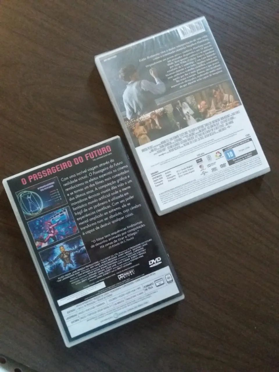 COMBO 2 DVDs: "A TEORIA DE TUDO" E "O PASSAGEIRO DO FUTURO"  - NOVO E SEMINOVO - Foto 2