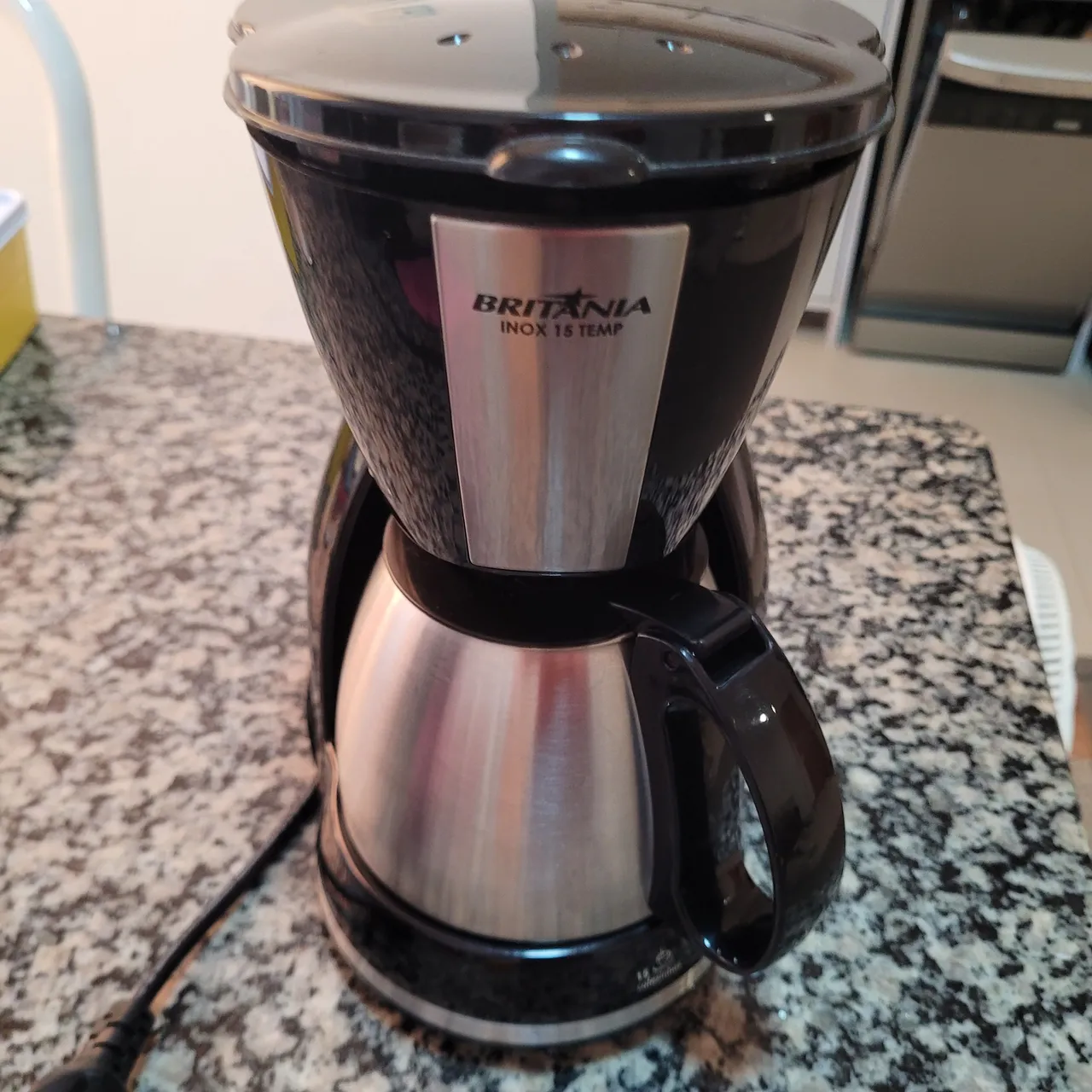 Cafeteira Elétrica Britânia Inox 15 xícaras