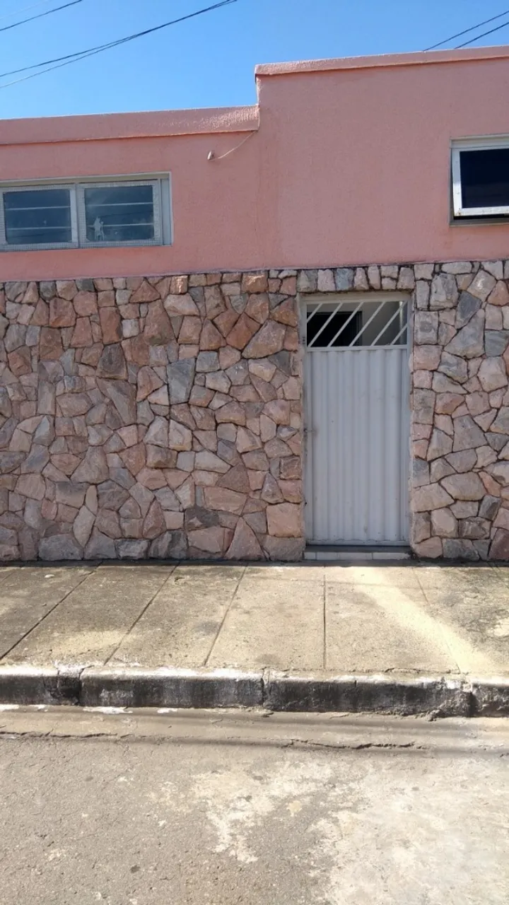 Kitnet na FAMA, setor Centro-Oeste