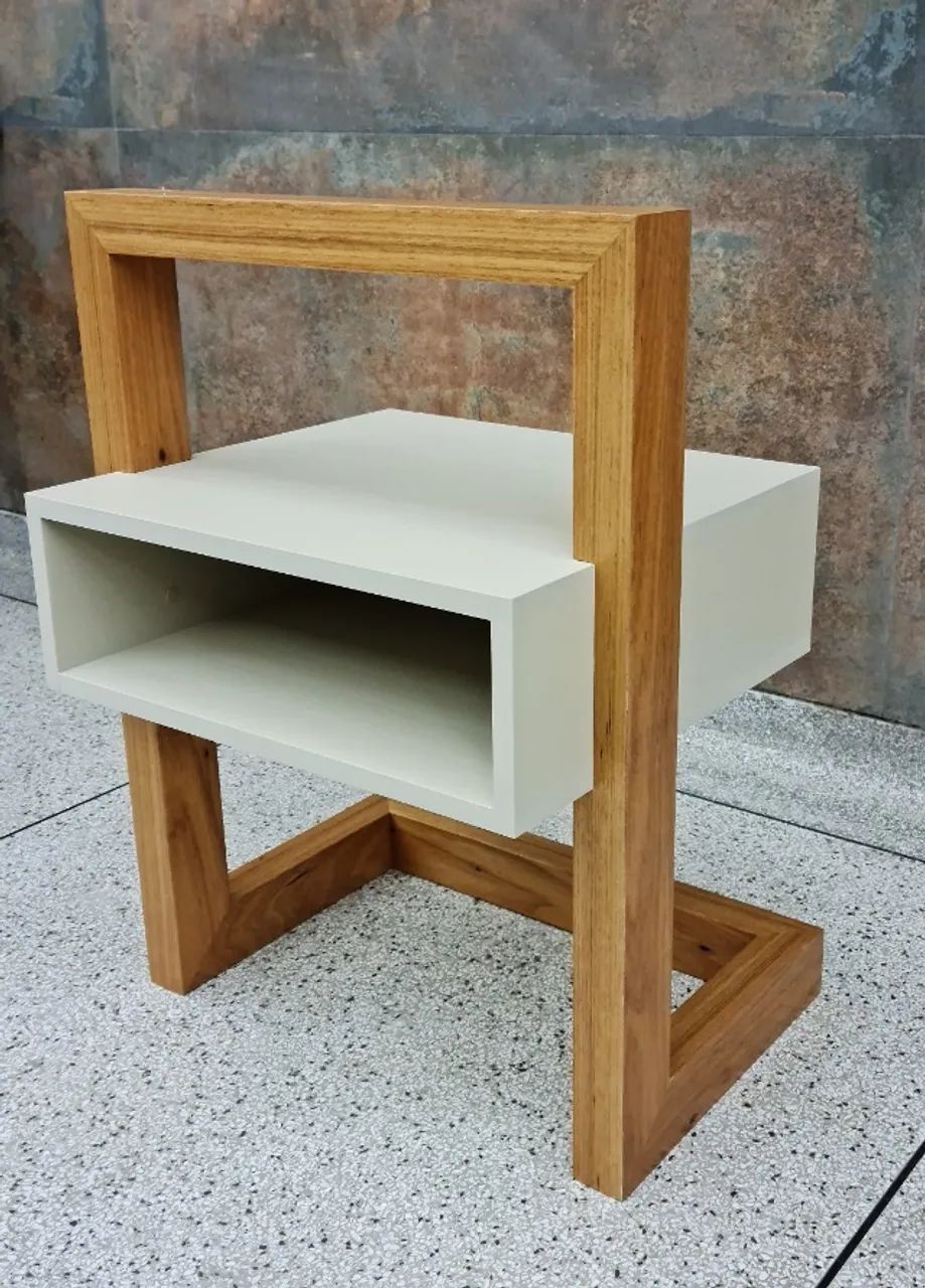 Criado Mudo (mesa de cabeceira) com nicho - Foto 2