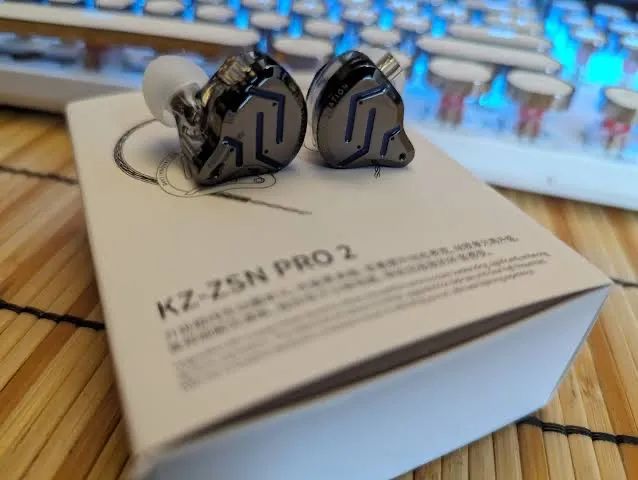 FONE KZ ZSN PRO 2 LACRADO