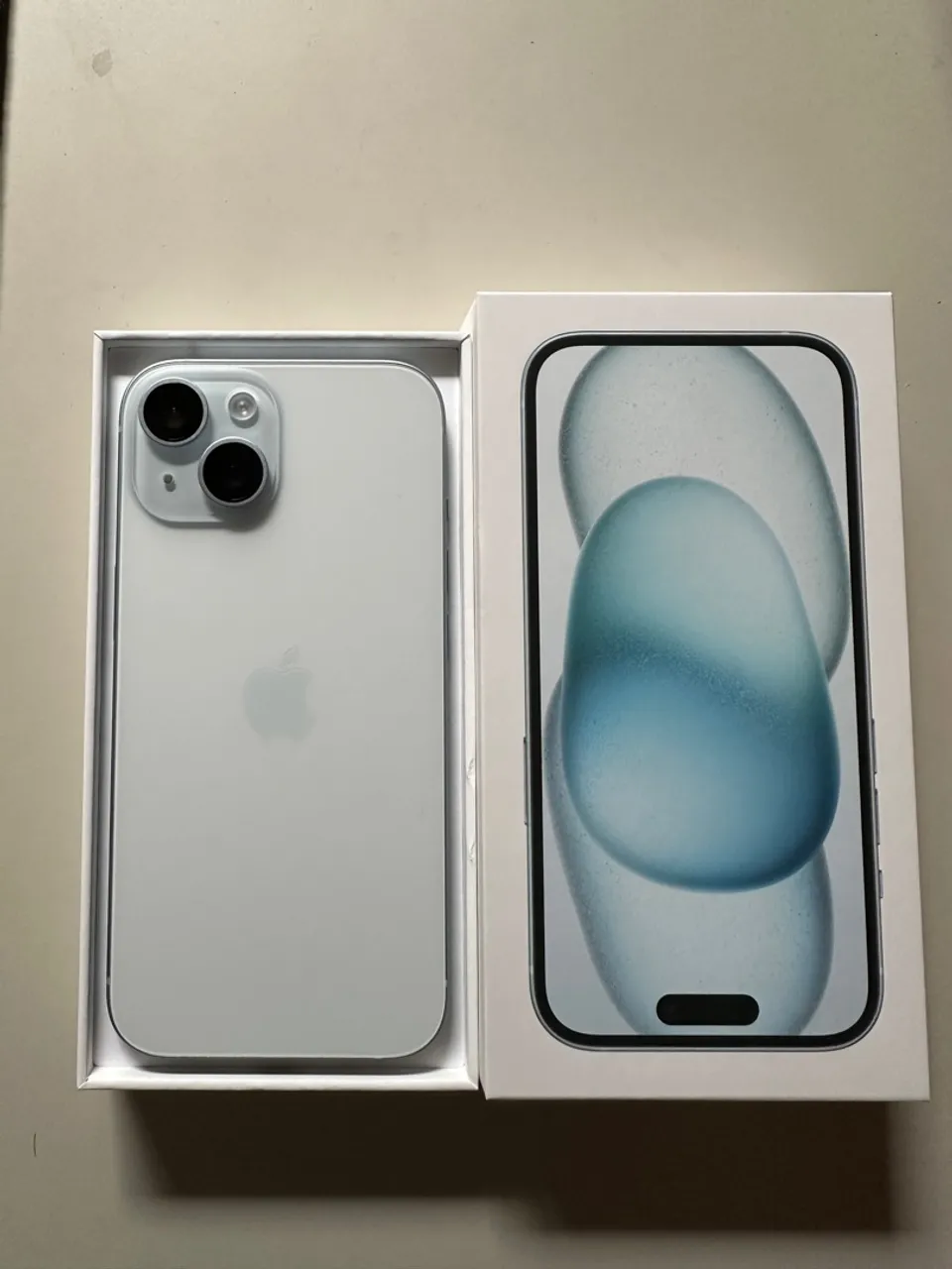 iPhone 15 256Gb
