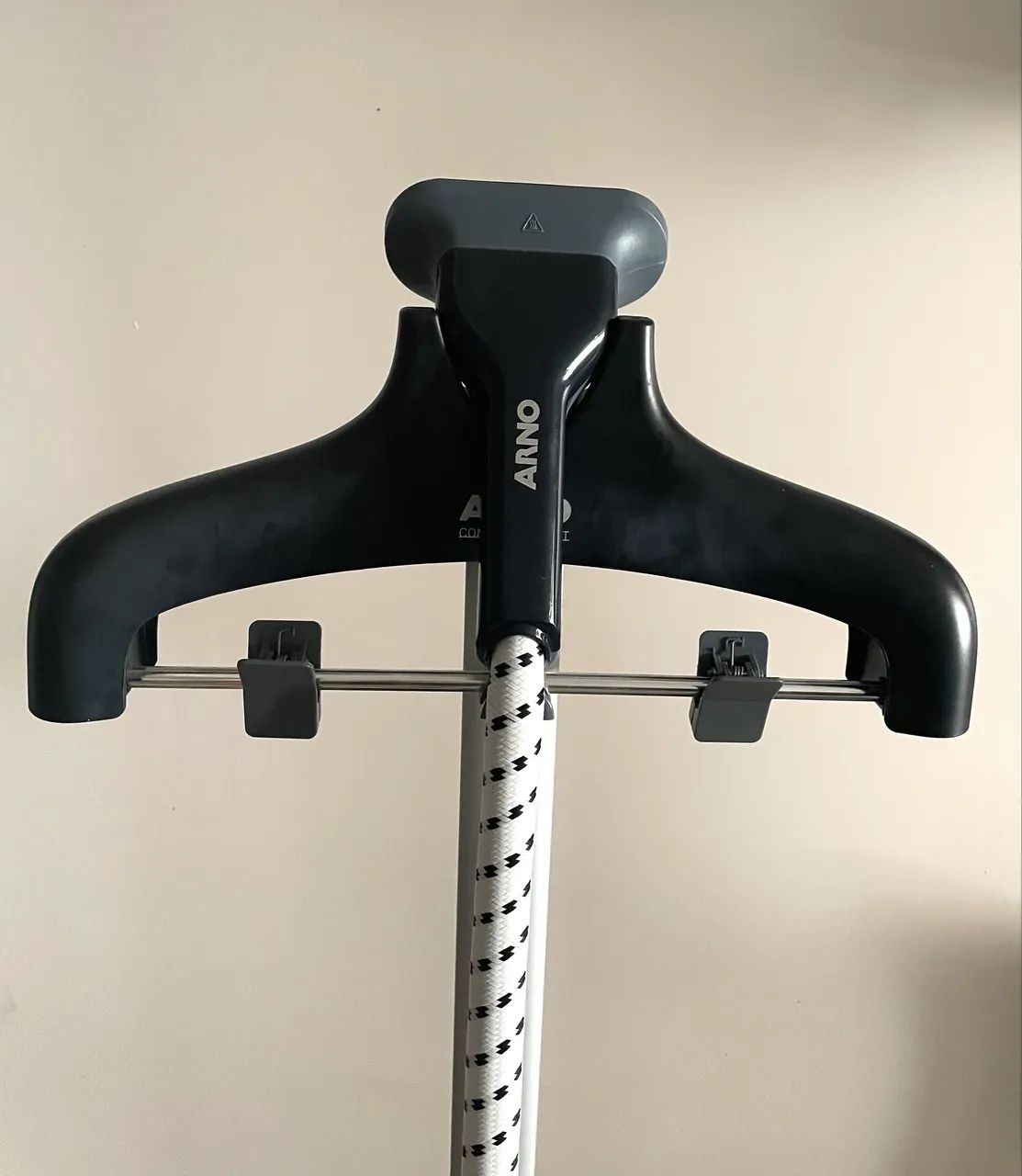 Passadeira a vapor Arno Compact Valet