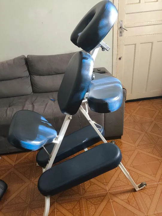 Cadeira de Massagem para Profissionais - Quick Massage com rodinha