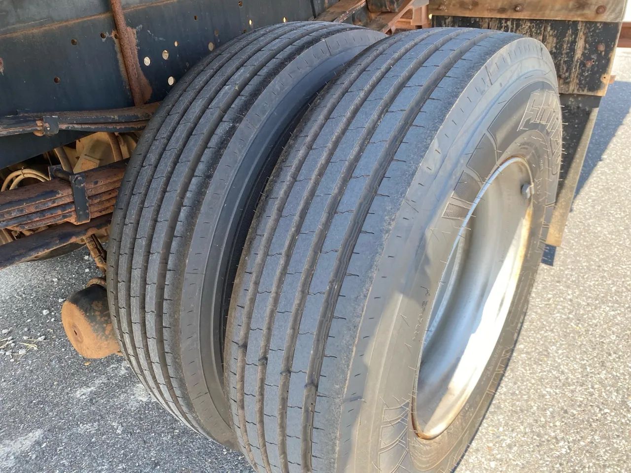 Ford Cargo 1317 e 2009 - Todo original, motor Cummins  - Foto 7