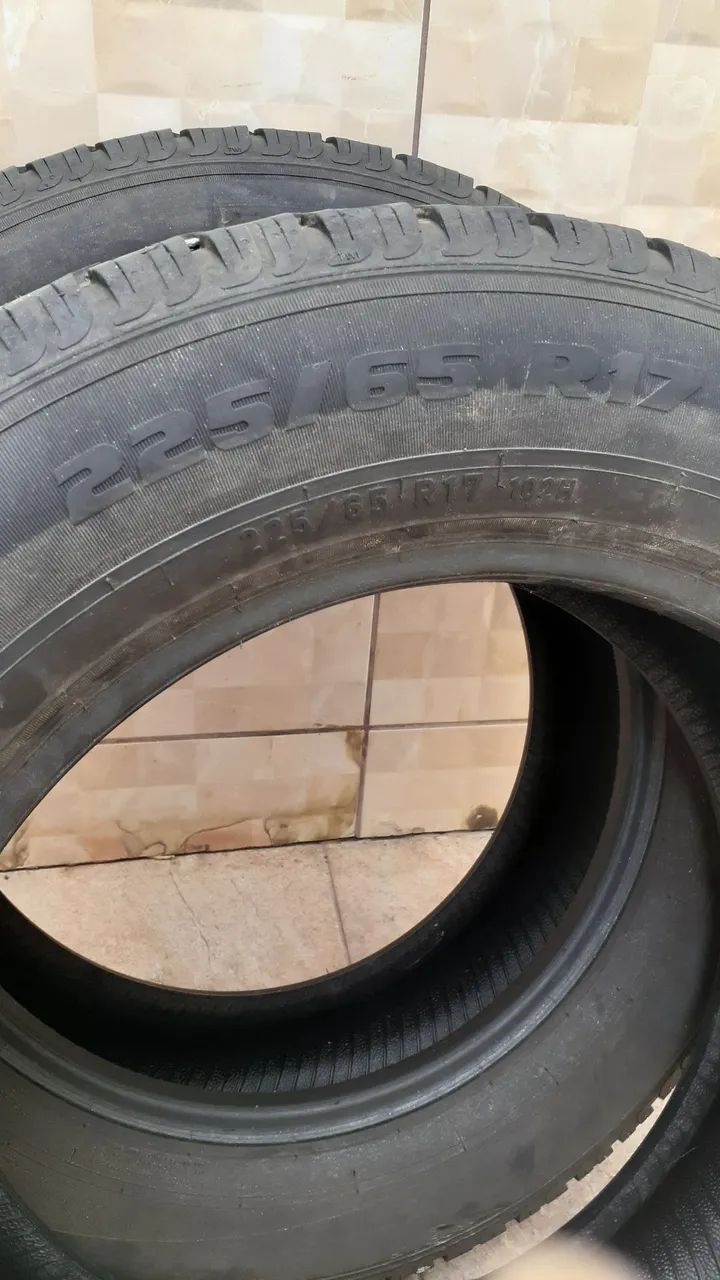 Pneus 225 65 R17 usados(o par) - Foto 4