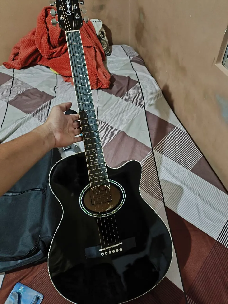 Violão eletroacústico Giannini