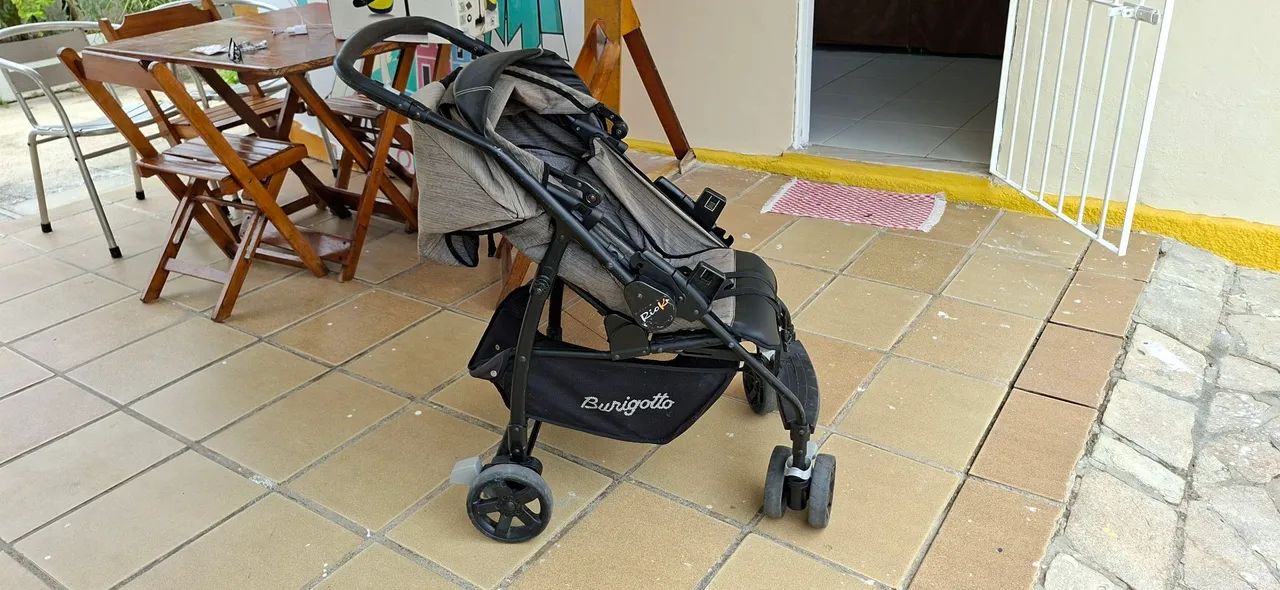 Carrinho de bebê Burigotto  