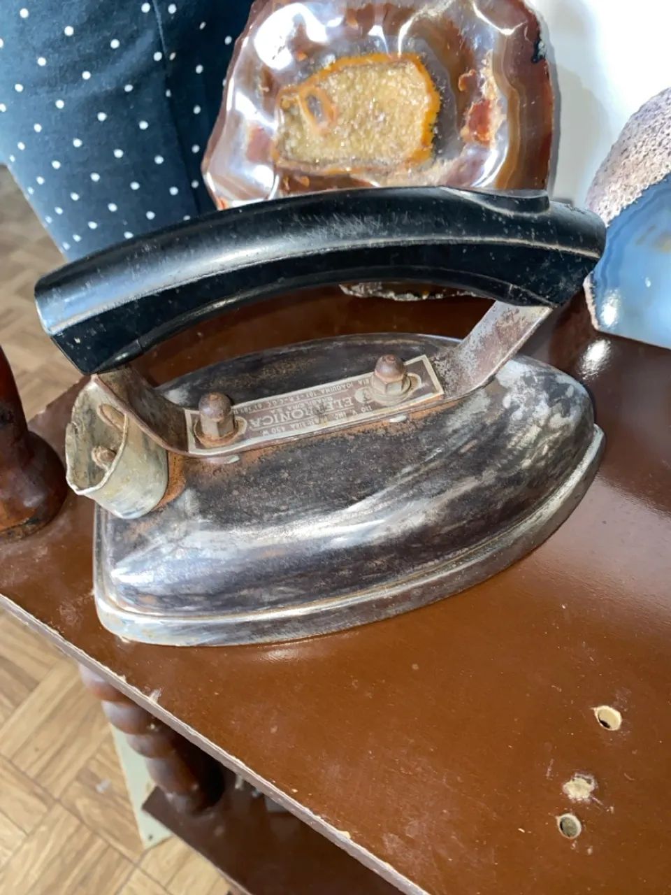 Ferro de passar roupa antigo eletrônica  - Foto 2