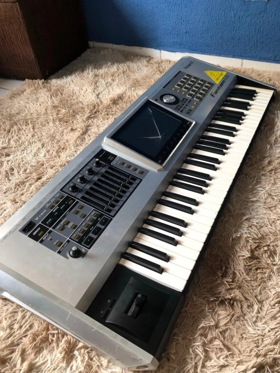 Teclado Roland Fantom G6