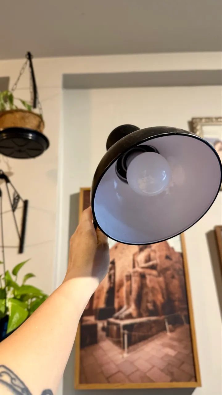 Luminária de chão articulada 