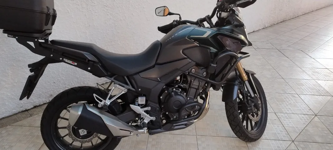 Honda CB500X 2024 - MUITO NOVA! Só 1.400 km, R$ 3.000,00 em acessórios, na garantia!