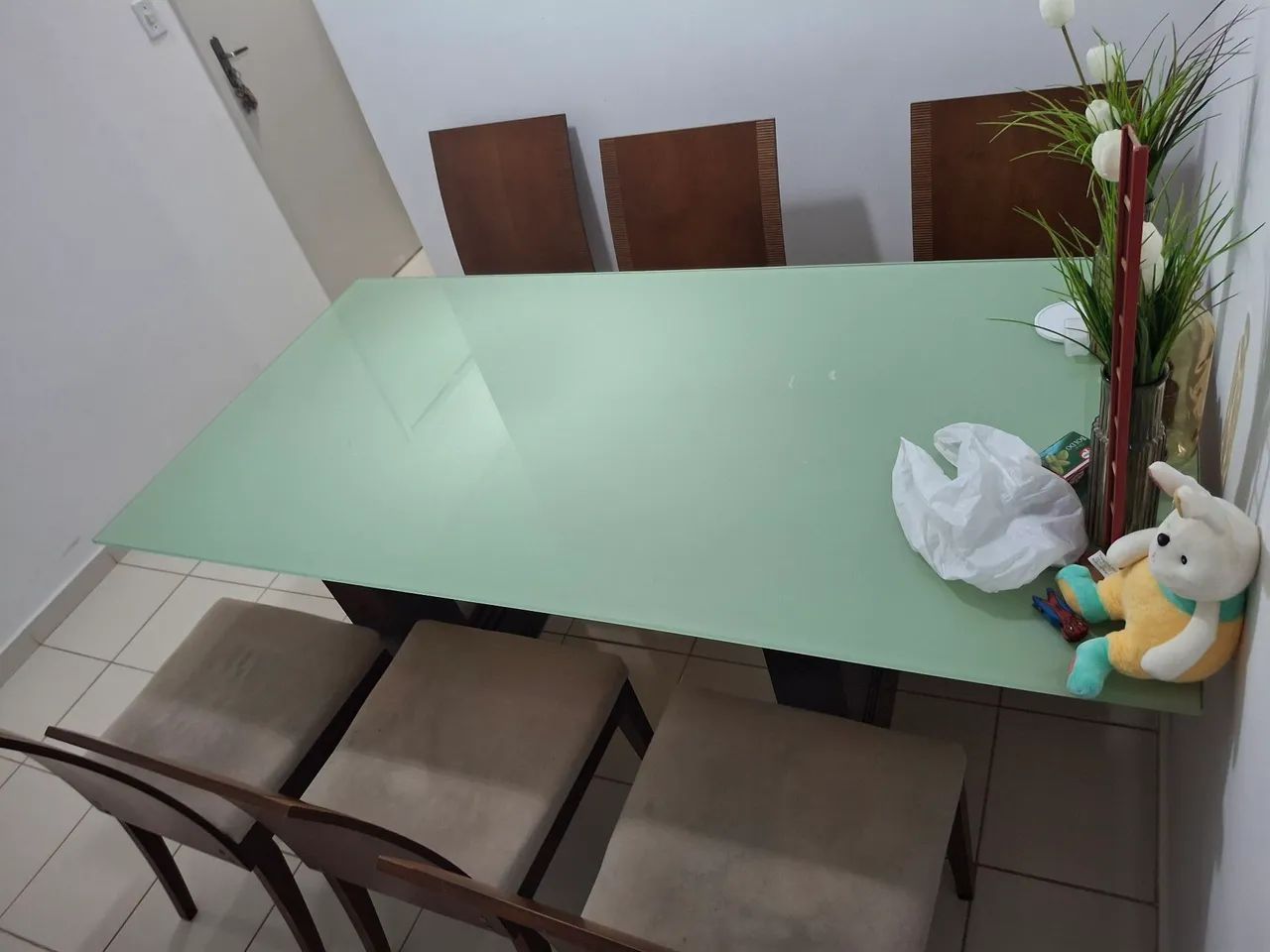 Table with 6 Chairs64232507309826121