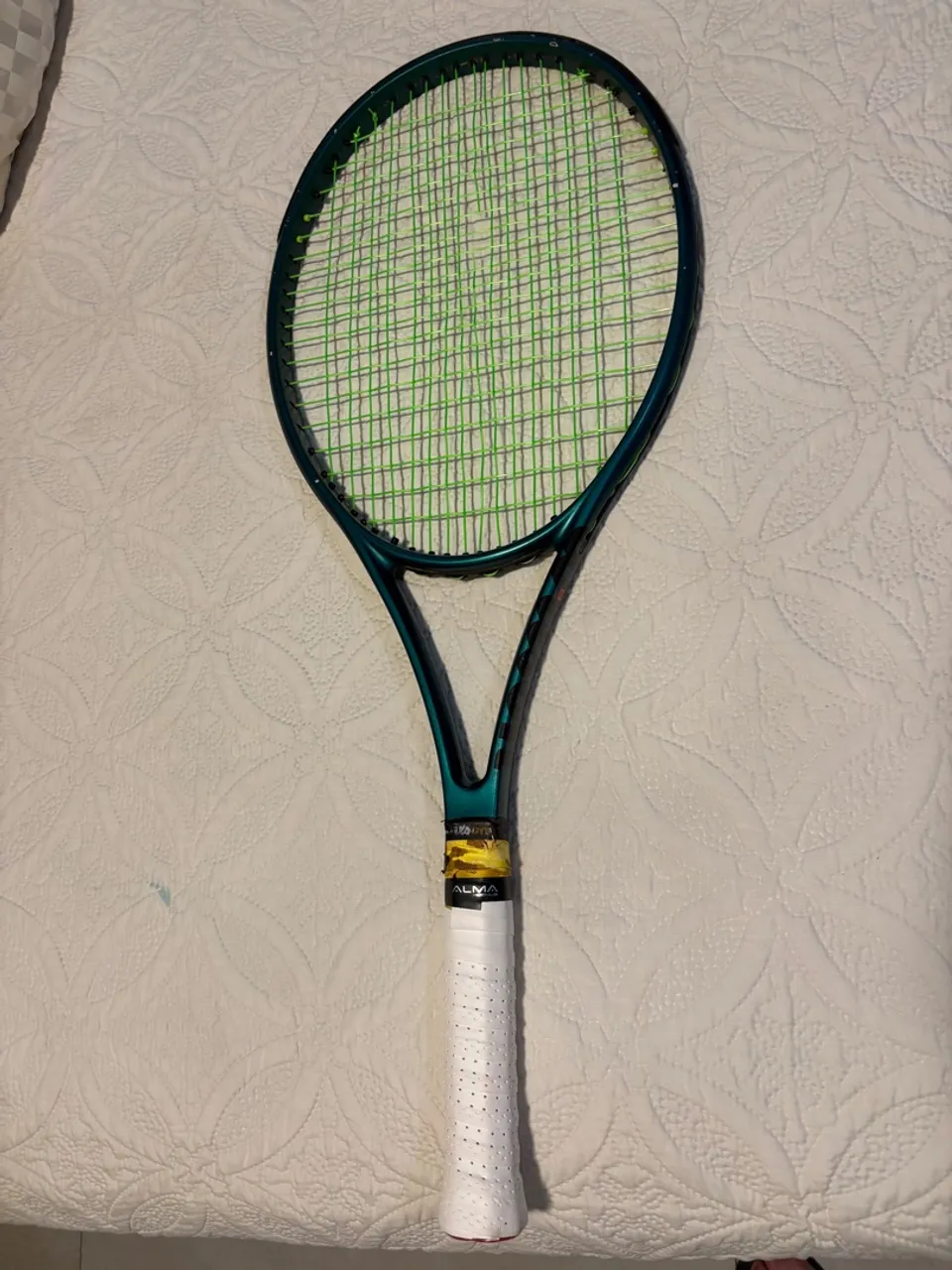 Wilson Blade V9 com 8 meses de uso