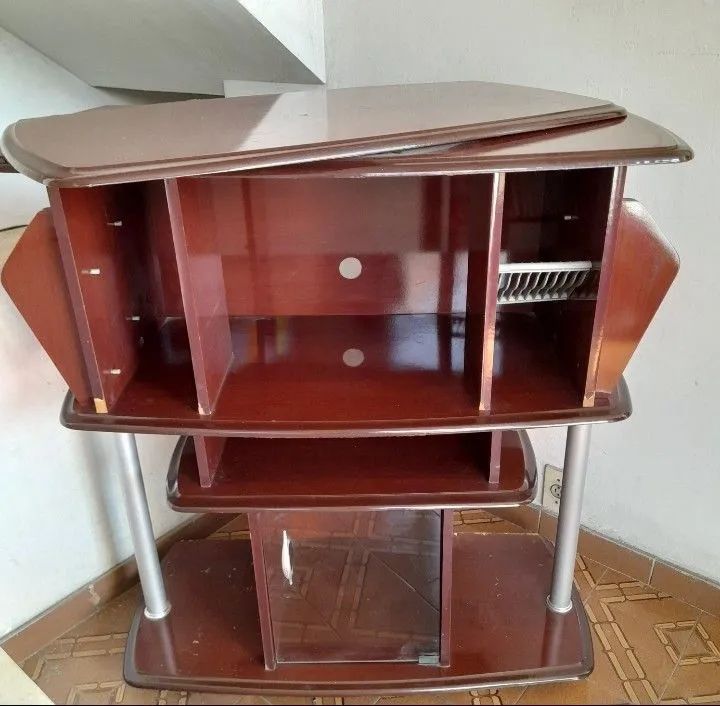 Rack de TV em Madeira - Foto 4