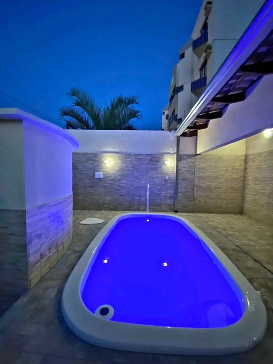 27 Caldas Novas Casa com piscina segurança e conforto