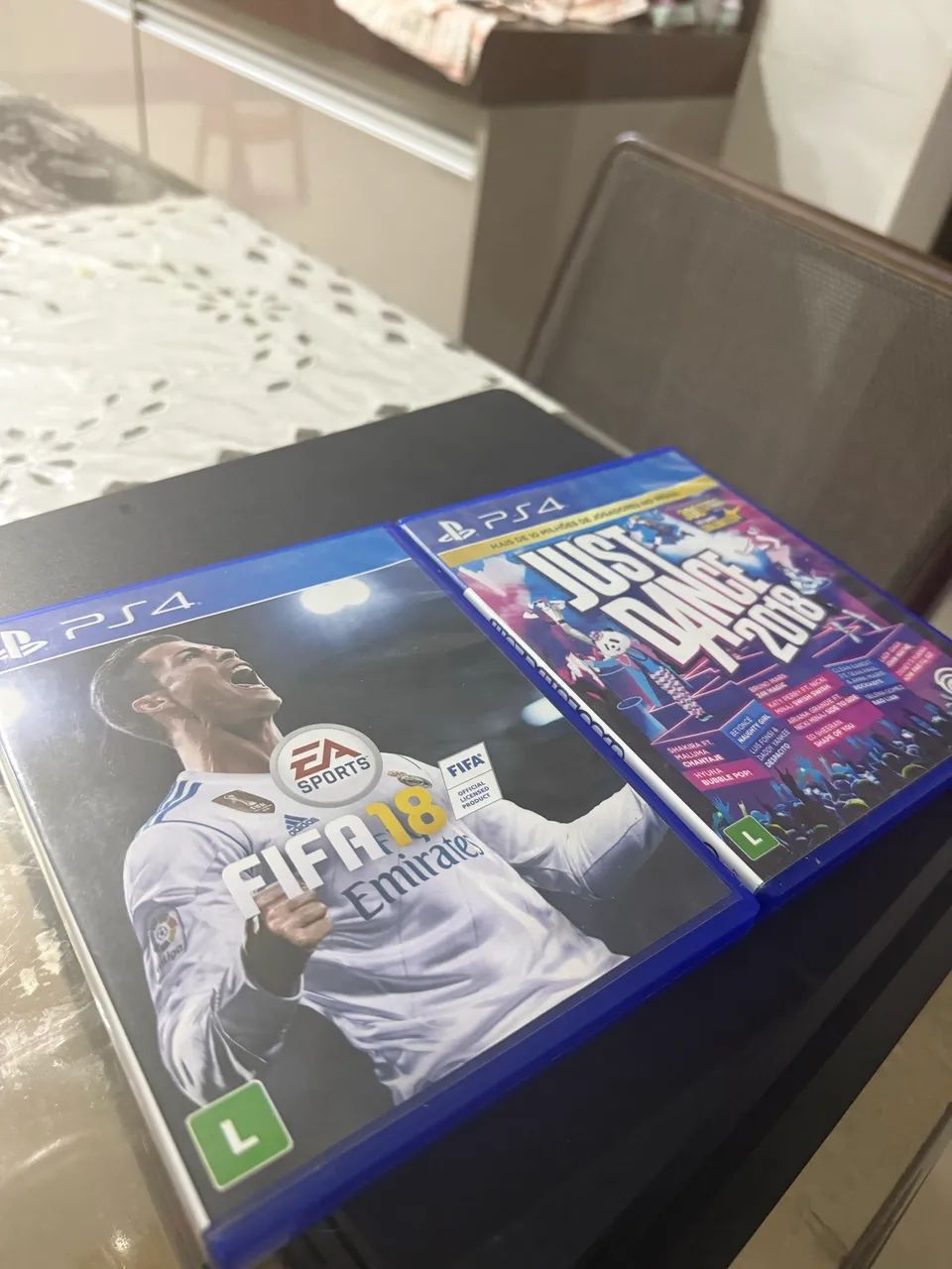 Playstation 4 slim ps4 com 2 jogos e Kinect novo - Foto 4