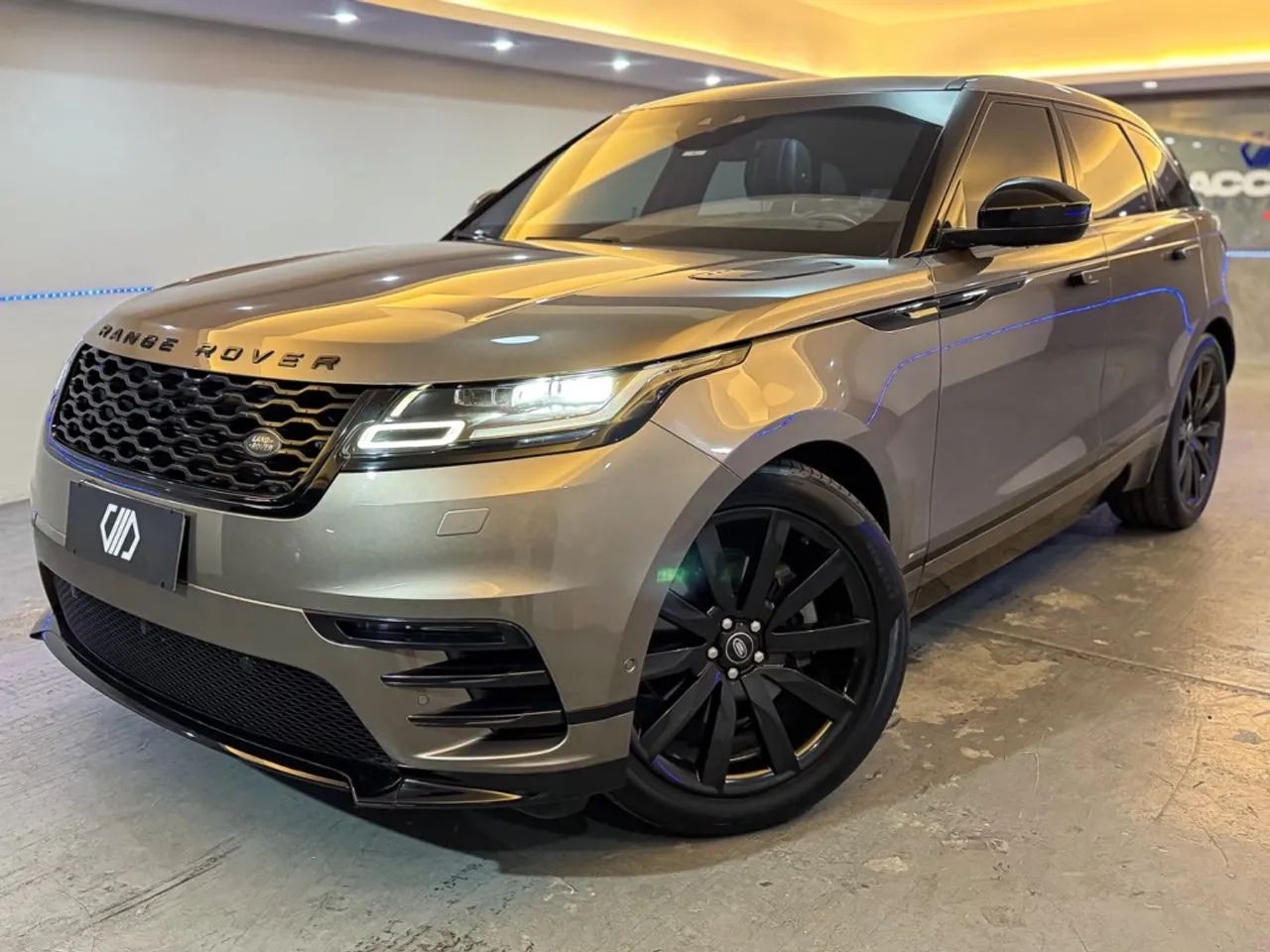 Land Rover Range Rover Range R. Vel. R-DYN. SE 3.0 PH6 4X4 AUT 2019