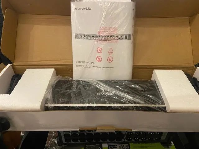 Behringer Interface de Áudio UMC1820 - Foto 3