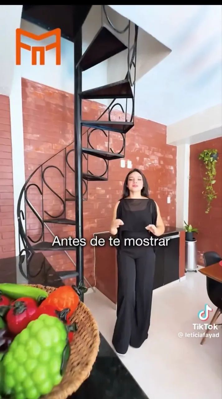 Escada em Caracol 