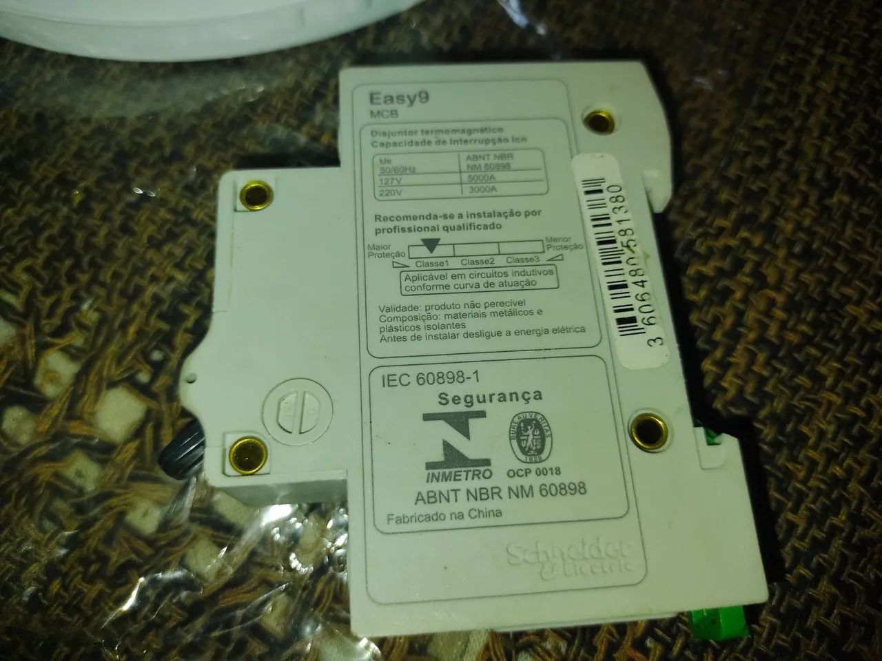 Disjuntores, 2u, ótimo estado, como novos. - Foto 5