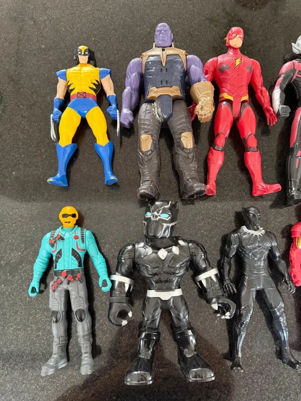 Coleção de bonecos super heróis marvel e dc e outros