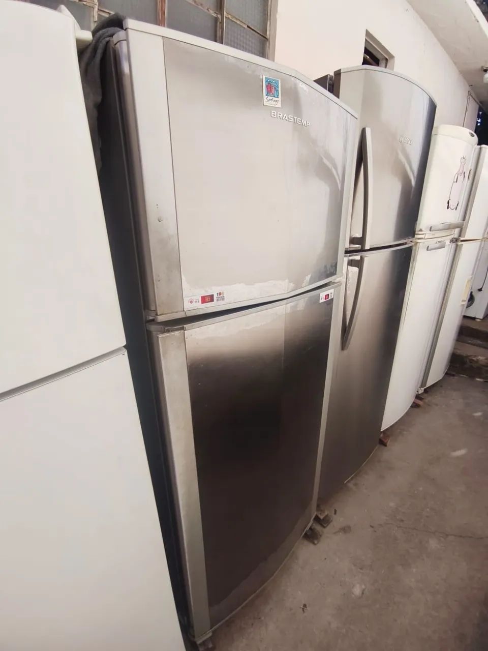 Geladeira inox funcionando perfeitamente 