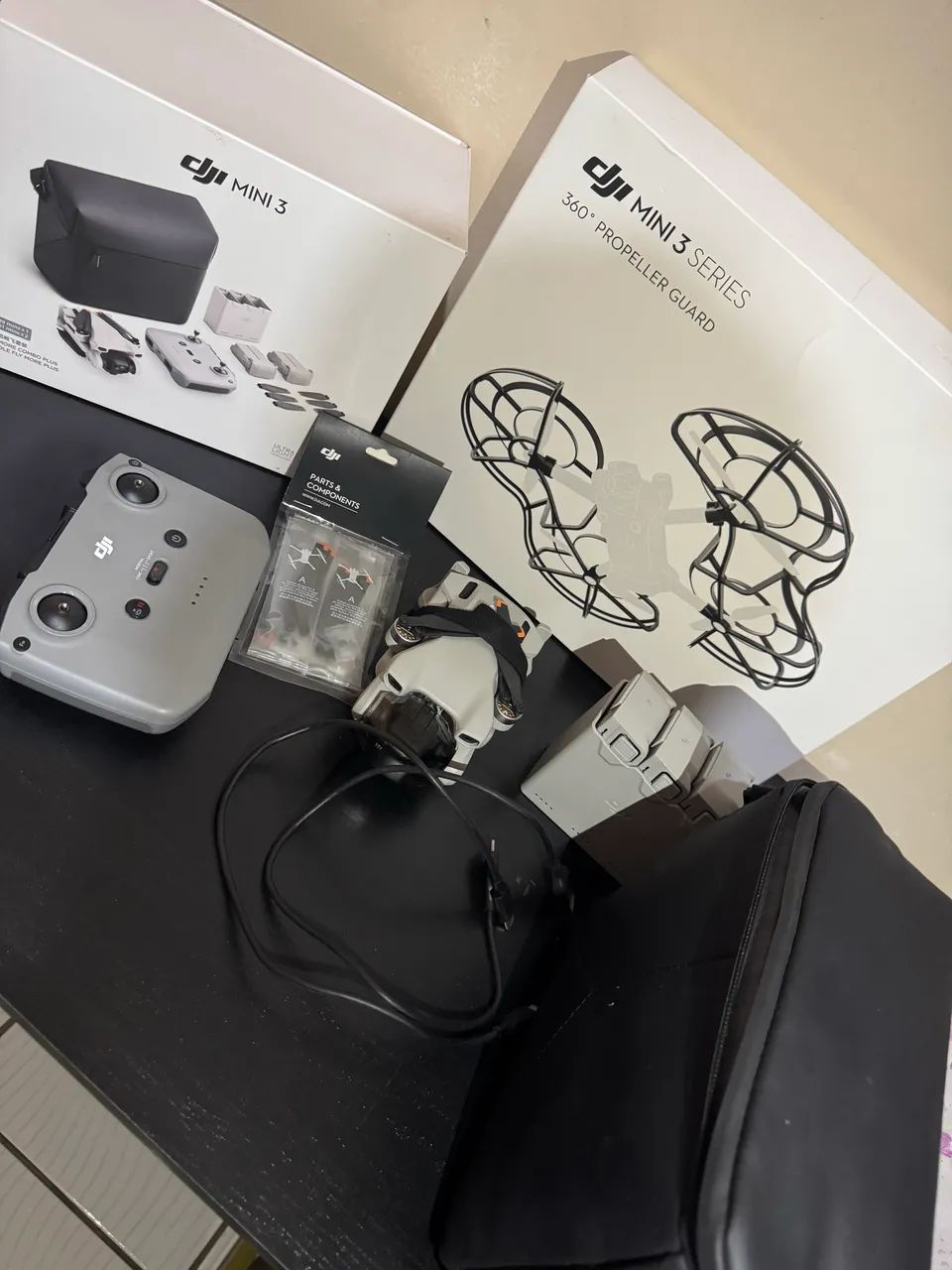 Vendo drone DJI mini 3 combo plus + protetor de helice original. - Foto 2