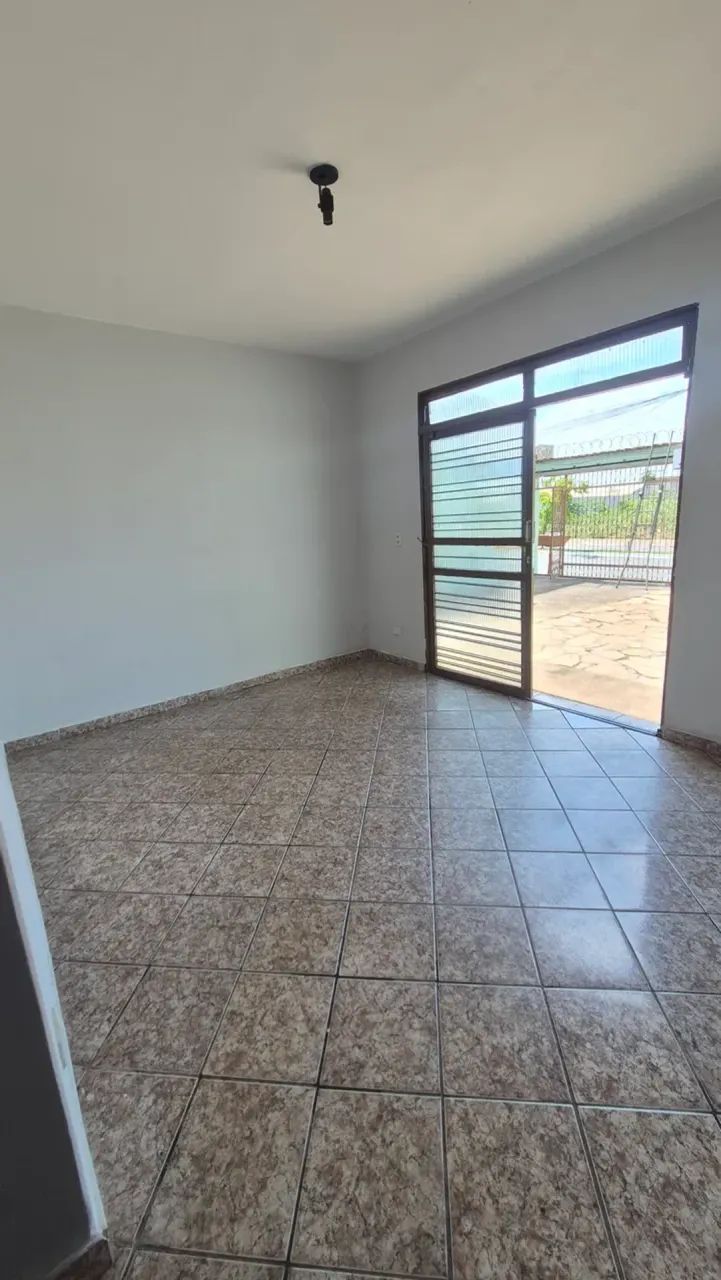 CASA PARA LOCAÇÃO, 4/4 1 SUITE !!! - Foto 5