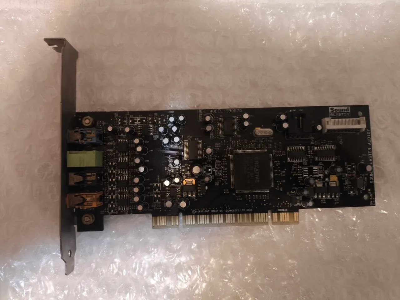 Placa de som 5.1 audigy sb570 sound blaster