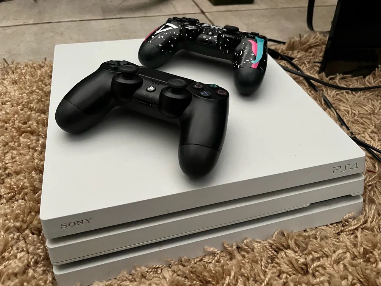 Ps4 pro branco  - Foto 5
