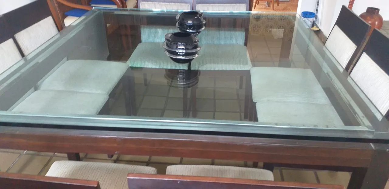Mesa com 8 cadeiras. - Foto 2