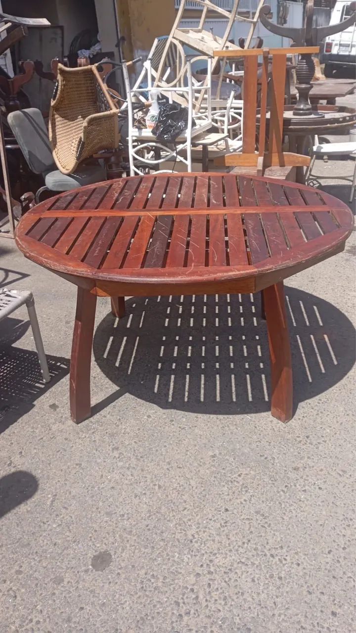 Mesa em madeira diâmetro 1,40m - Foto 3