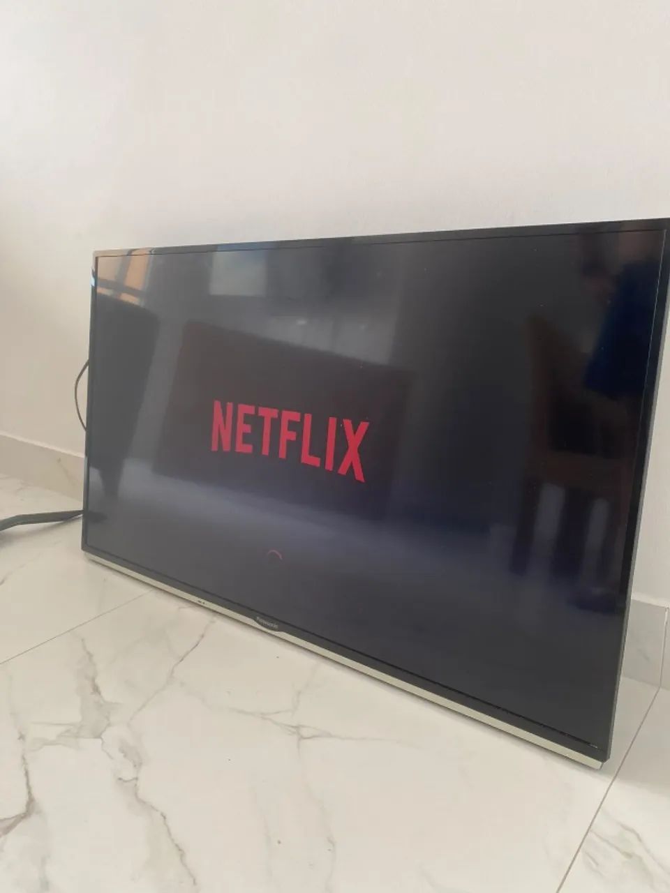 Panasonic 40" Smart LED usada em bom estado - Foto 3