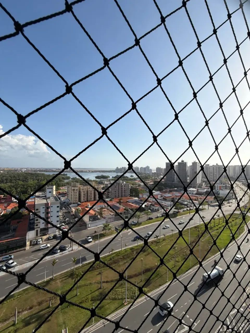 FLAT COM 1 QUARTO NA PONTA FAROL COM VISTA LAGOA E MAR