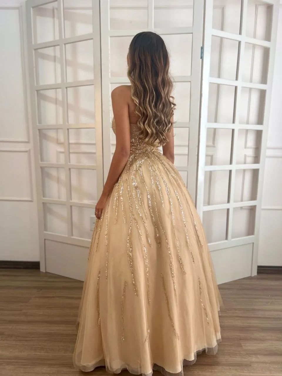 Vestido Debutante dourado  - Foto 2