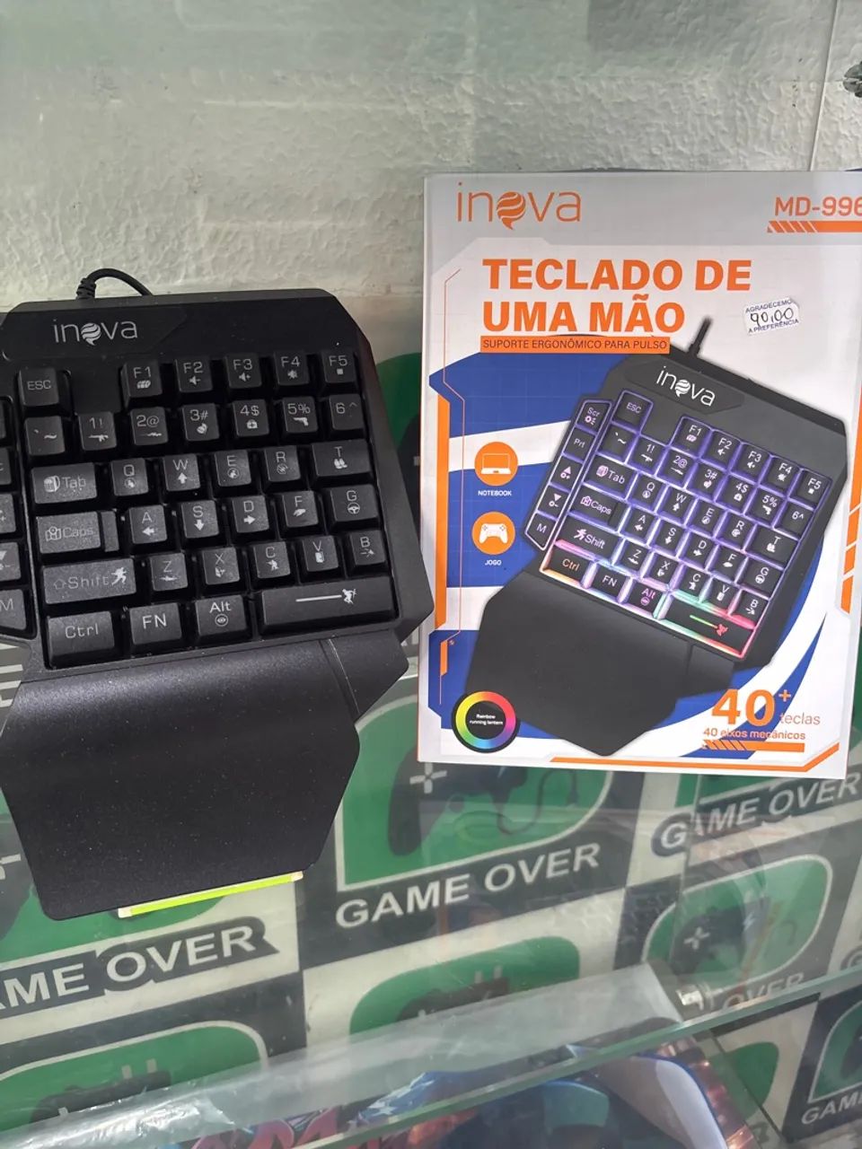 Teclado de uma mão 