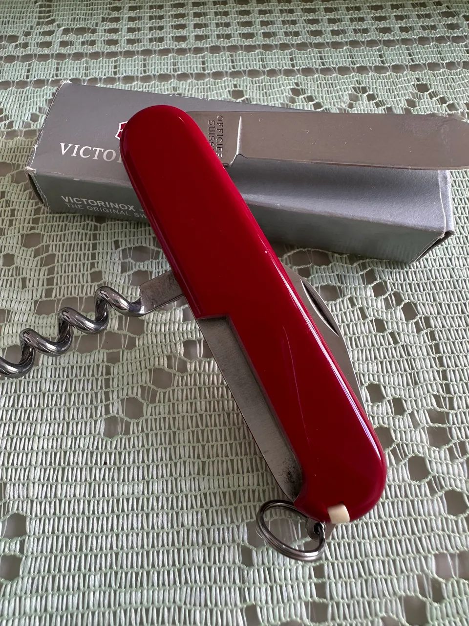 Victorinox waiter red novo na caixa  - Foto 2