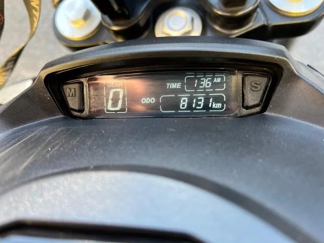 Bajaj Dominar 400 2025 - Foto 3
