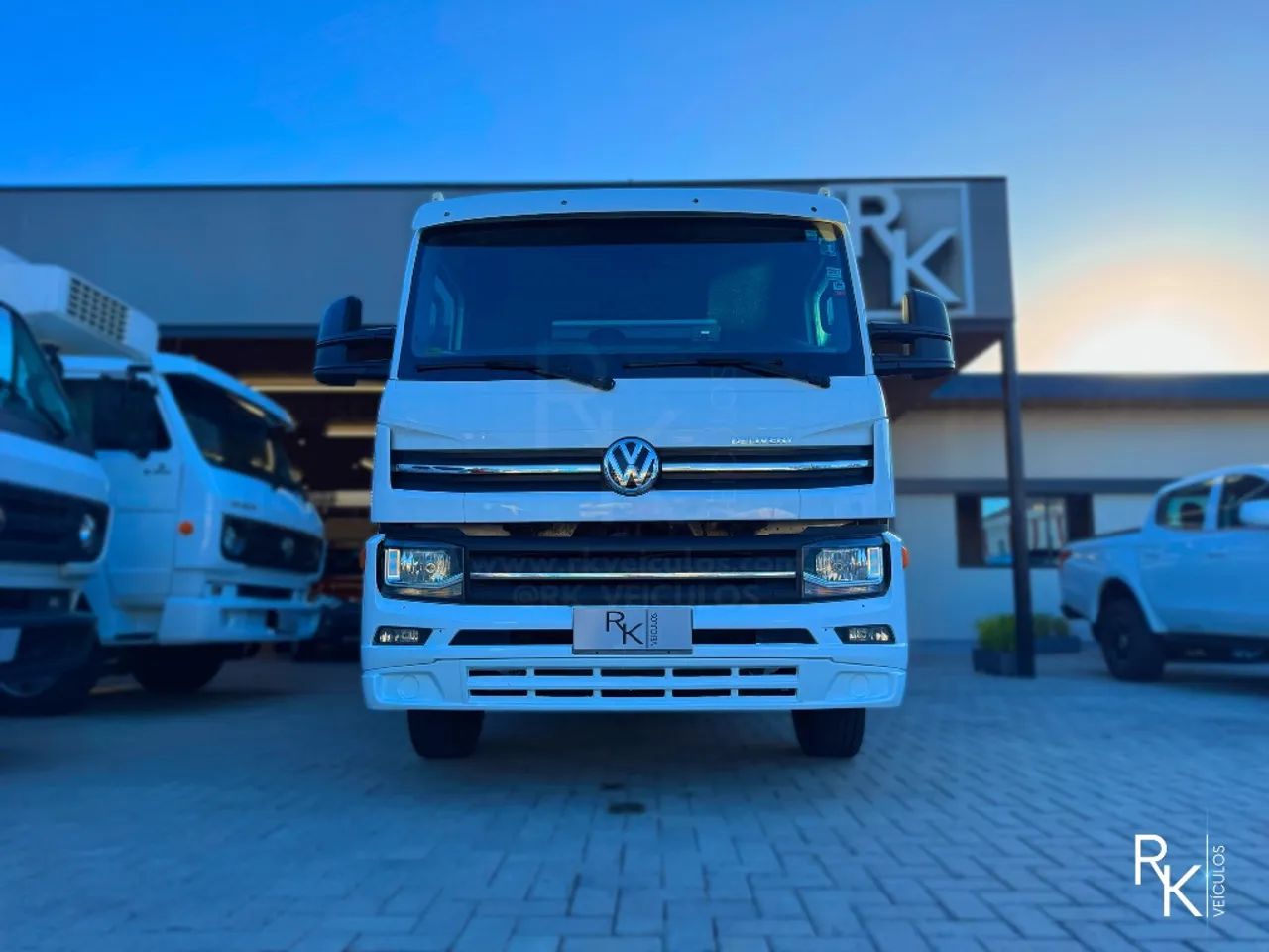 11-180 Delivery 2p (diesel)(E5) - Foto 2