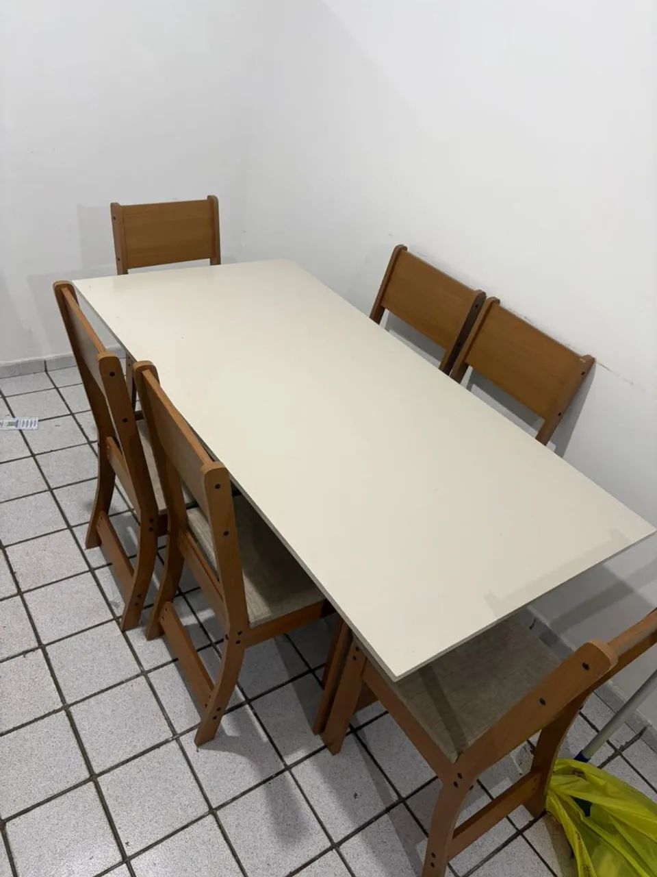 Mesa 6 cadeiras semi nova  - Foto 5