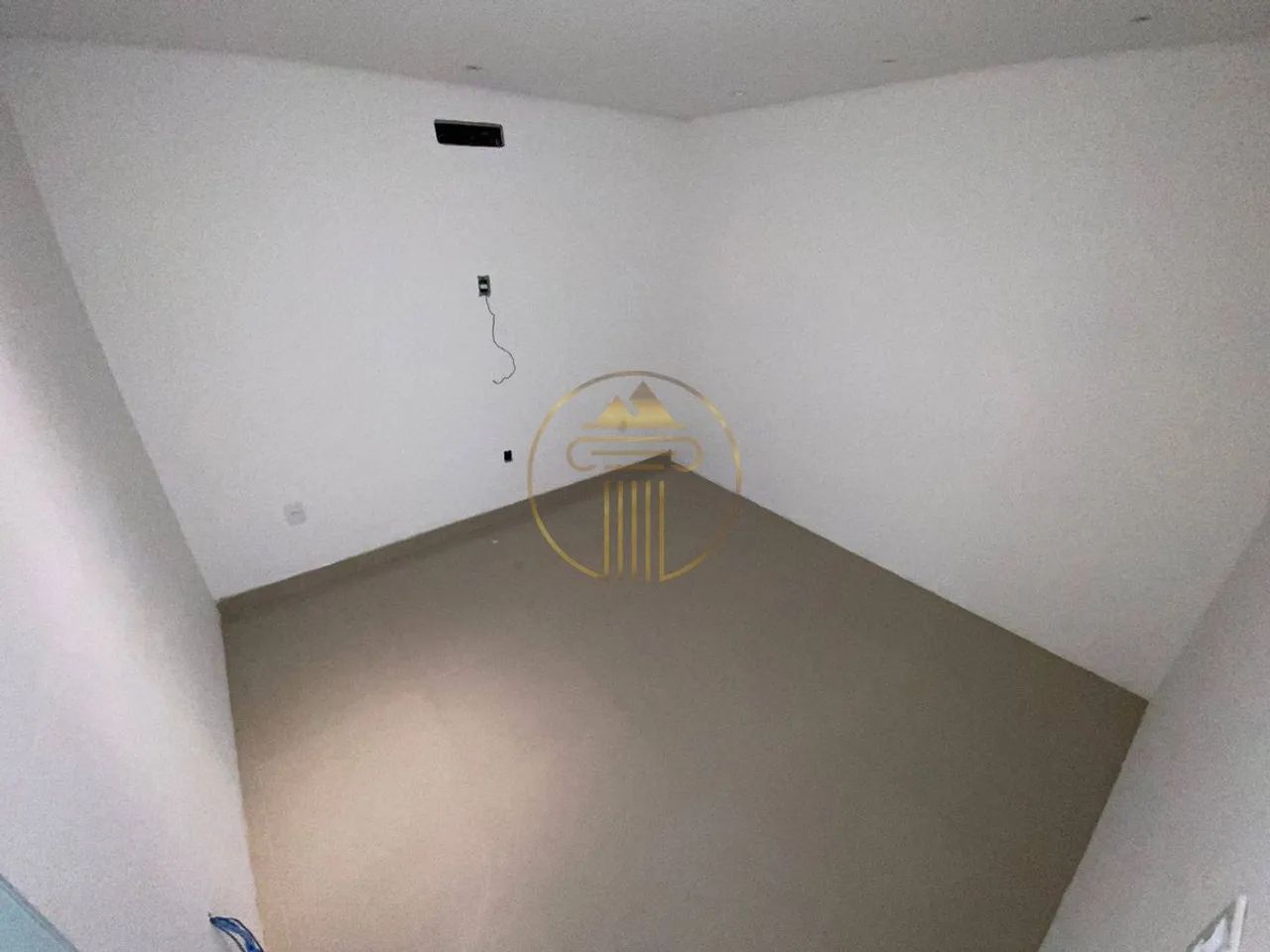Sala Comercial Térreo para Alugar no Bairro Universitário, Tijucas-Sc - Foto 5