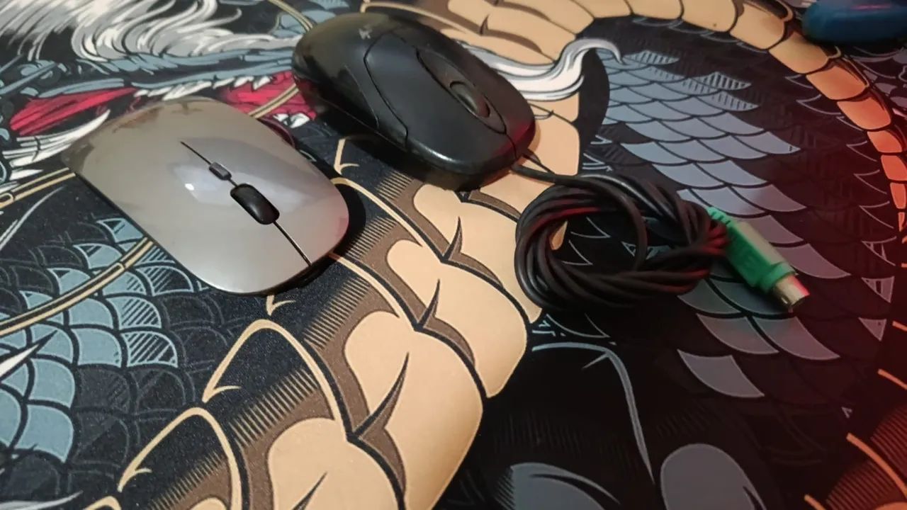 Computador com 2 teclados e mouse - Foto 4